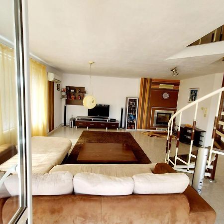 Comfort Flat Burgas City Exterior foto