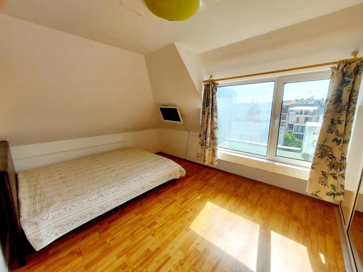Comfort Flat Burgas City Exterior foto